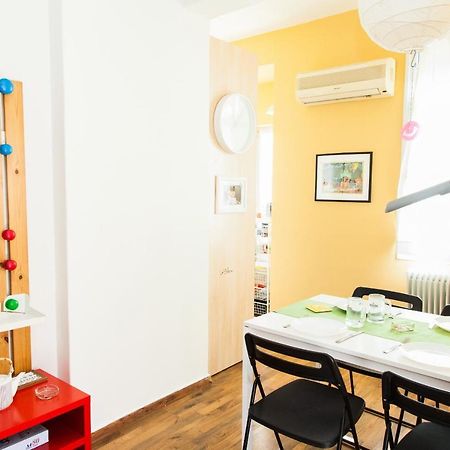 Bright Apt. With Lovely View In Lycabettus! Apartment Athena Bagian luar foto