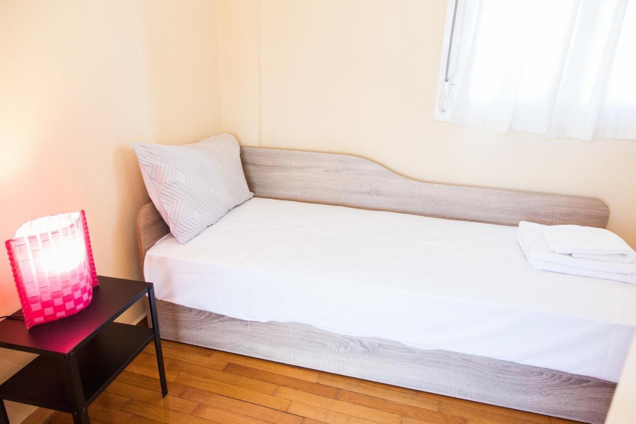 Bright Apt. With Lovely View In Lycabettus! Apartment Athena Bagian luar foto