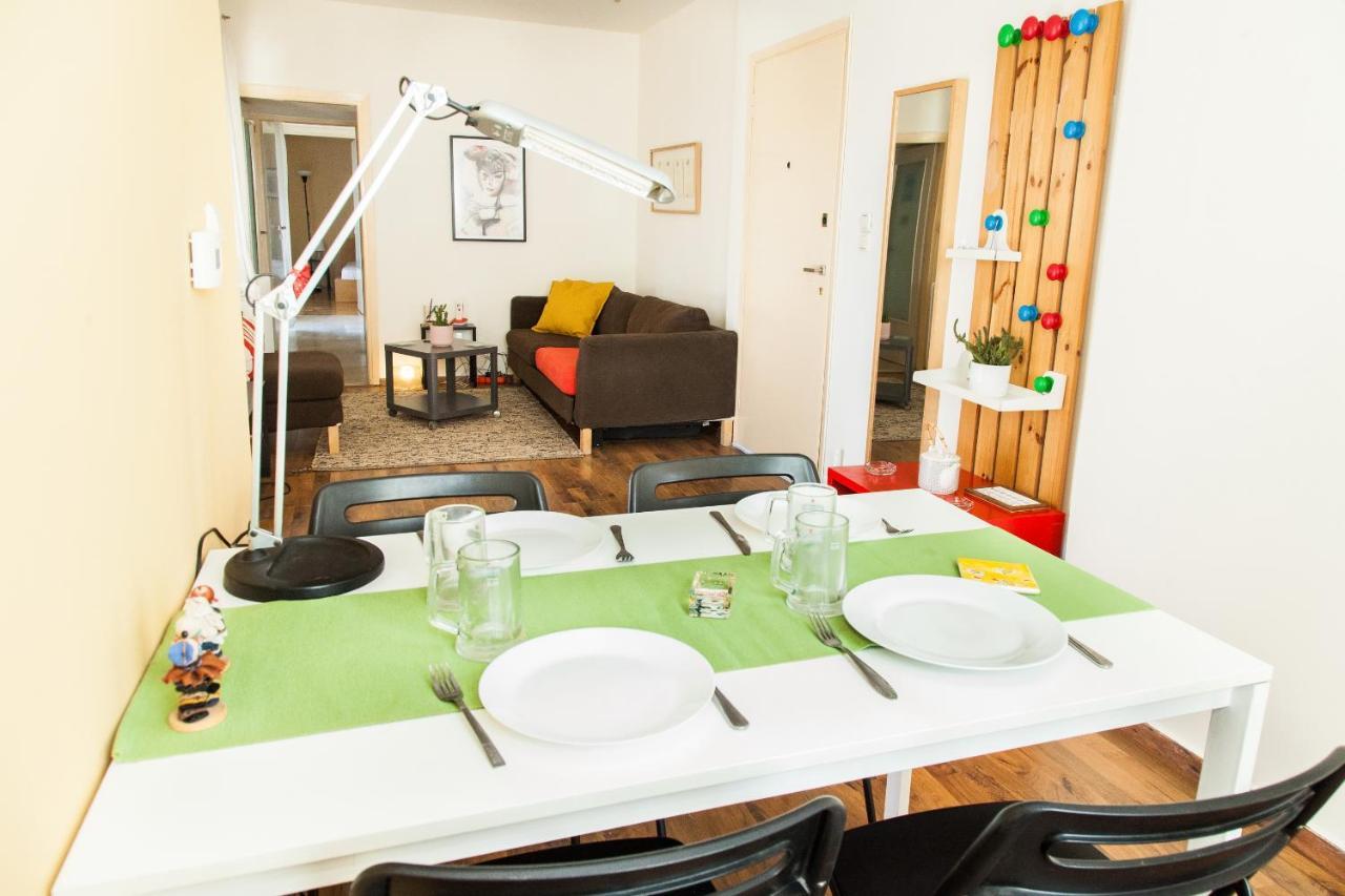 Bright Apt. With Lovely View In Lycabettus! Apartment Athena Bagian luar foto